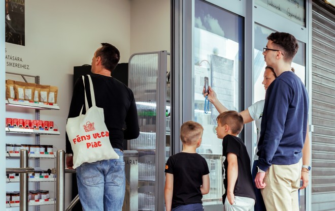 Automatizált üzlet